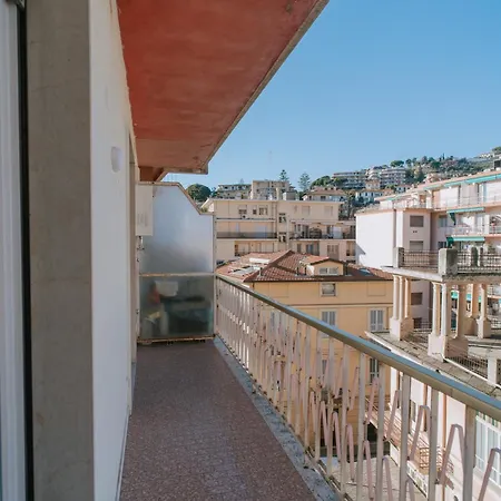 Carlo's Sv48 -da Vale- شقة